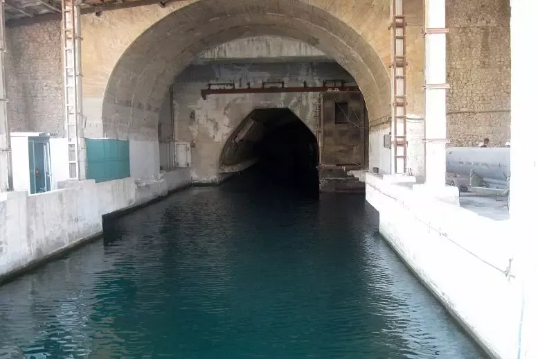 Подземный комплекс в Балаклаве (бывшая база подводных лодок)