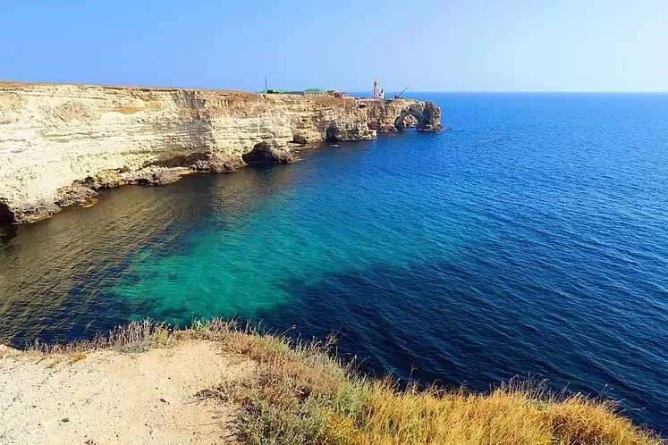 Побережье у мыса Тарханкут Тарханкут море