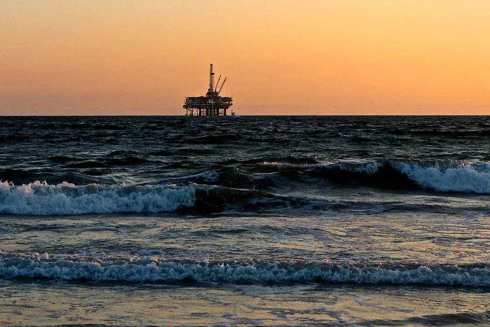 Много ли нефти в Крыму? Нефть платформа морская